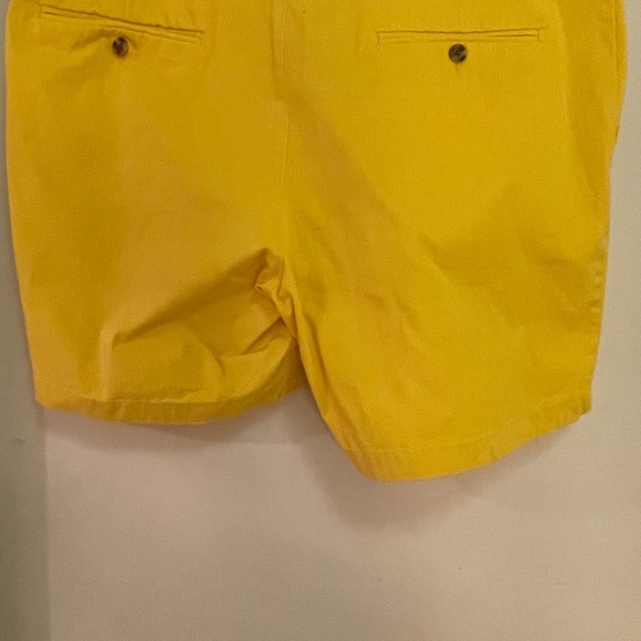 Club Room Yellow shorts - Picture 2 of 4